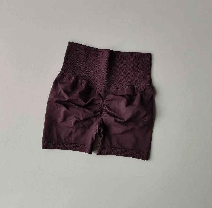 Ribbed Training Shorts: The Secret to a Sculpted and Confident Silhouette